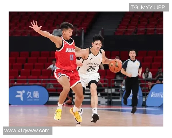 上海篮球队在冠军赛中的团队协作展现出色值得赞赏与借鉴