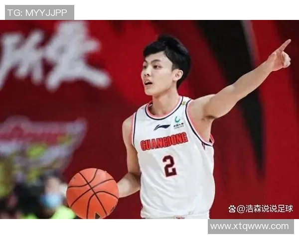 徐杰对足球明星的热爱与追随背后的故事与启示 徐杰对足球明星的热爱与追随背后的故事与启示