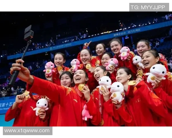 武汉排球队全运会精彩配合展现团队精神与竞技实力的完美结合 武汉排球队全运会精彩配合展现团队精神与竞技实力的完美结合